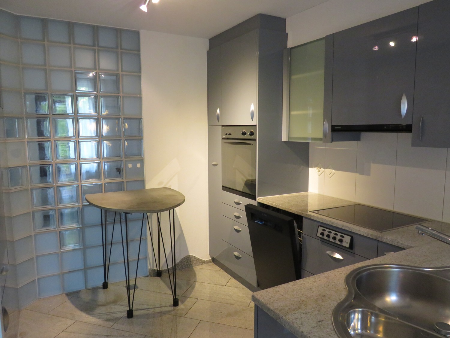 Appartamento di 2 ½ locali, foto 3 di 10