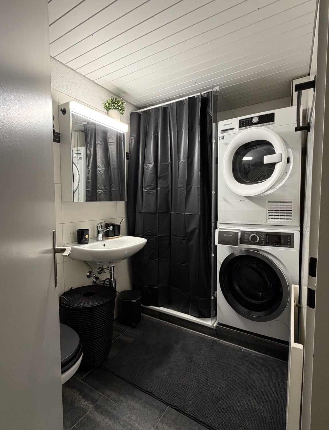 Appartamento di 5 ½ locali, foto 1 di 2
