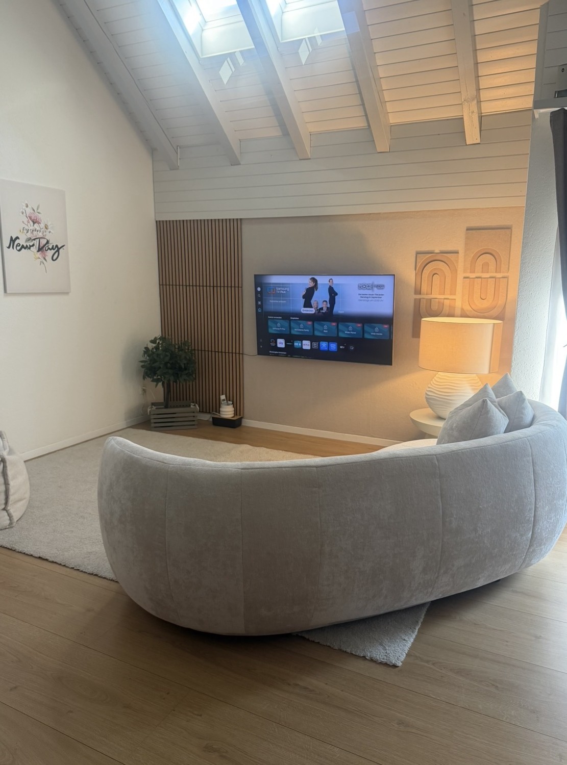 Appartamento di 5 ½ locali, foto 2 di 2