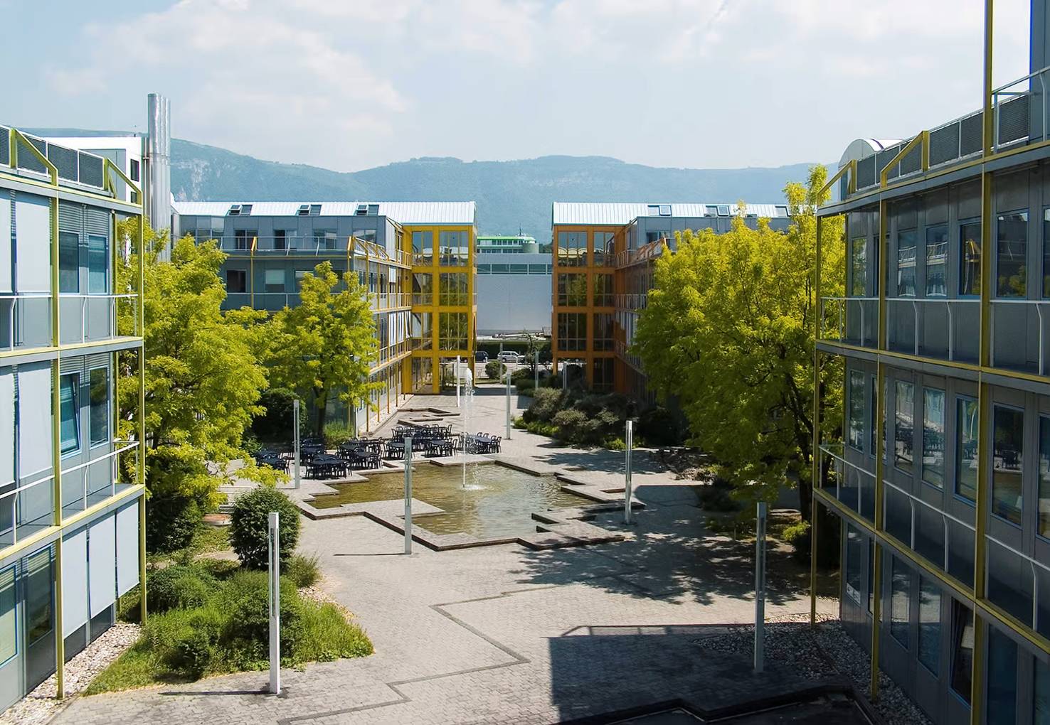 2200m² commerciale