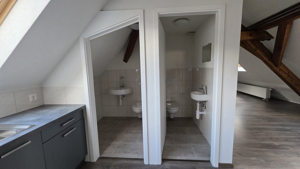 141m² commerciale