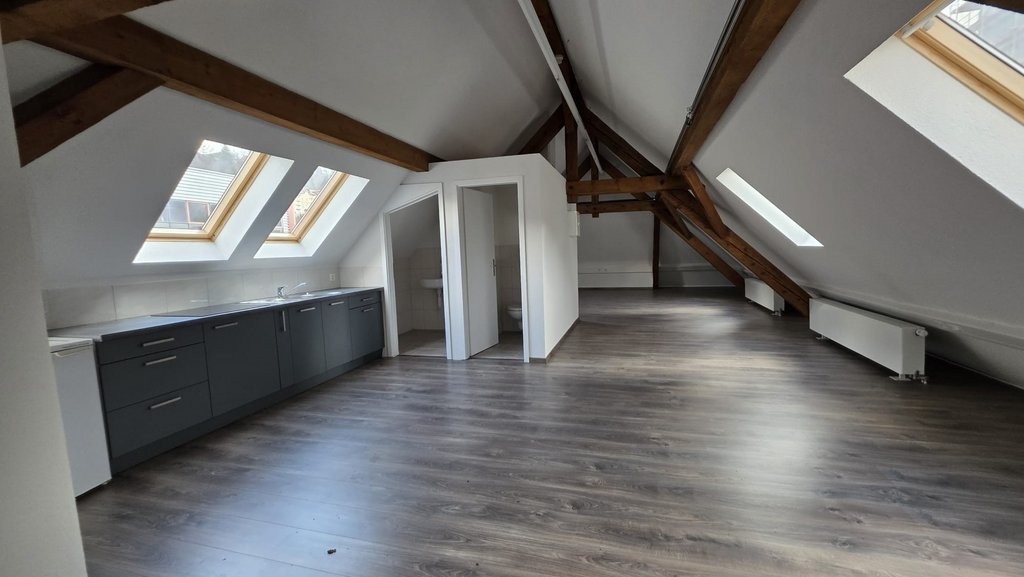 141m² commerciale