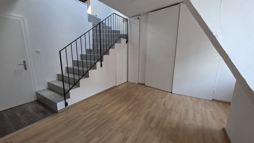 141m² commerciale