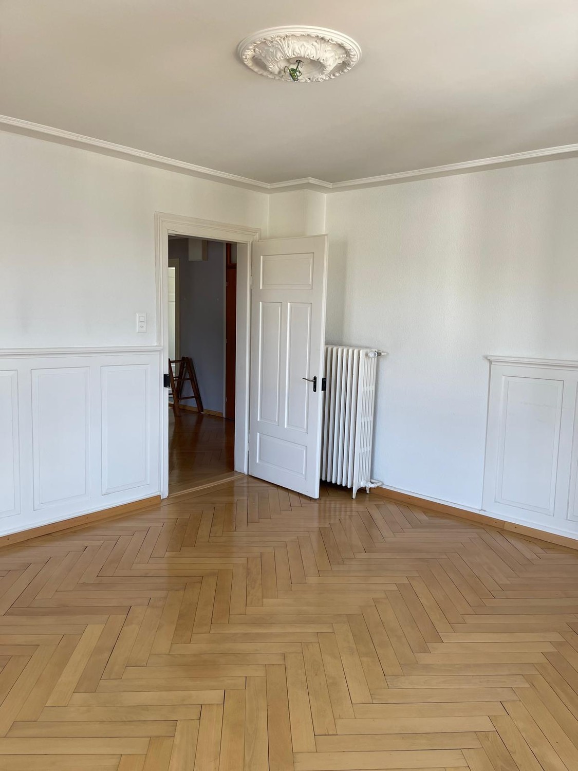 Camera in un appartamento condiviso, foto 1 di 9