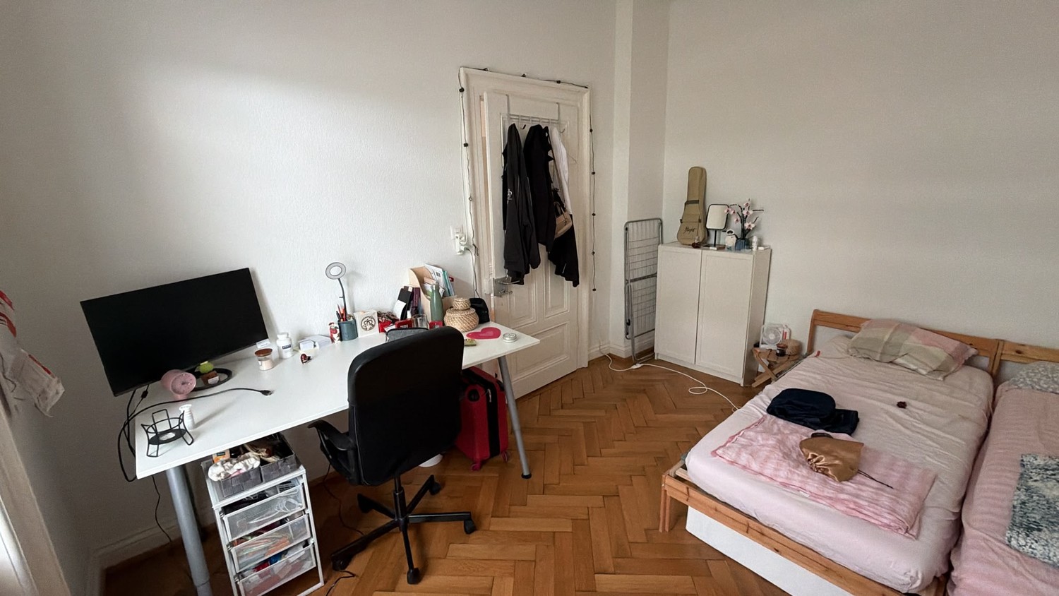 Stanza in un appartamento condiviso, foto 1 di 5