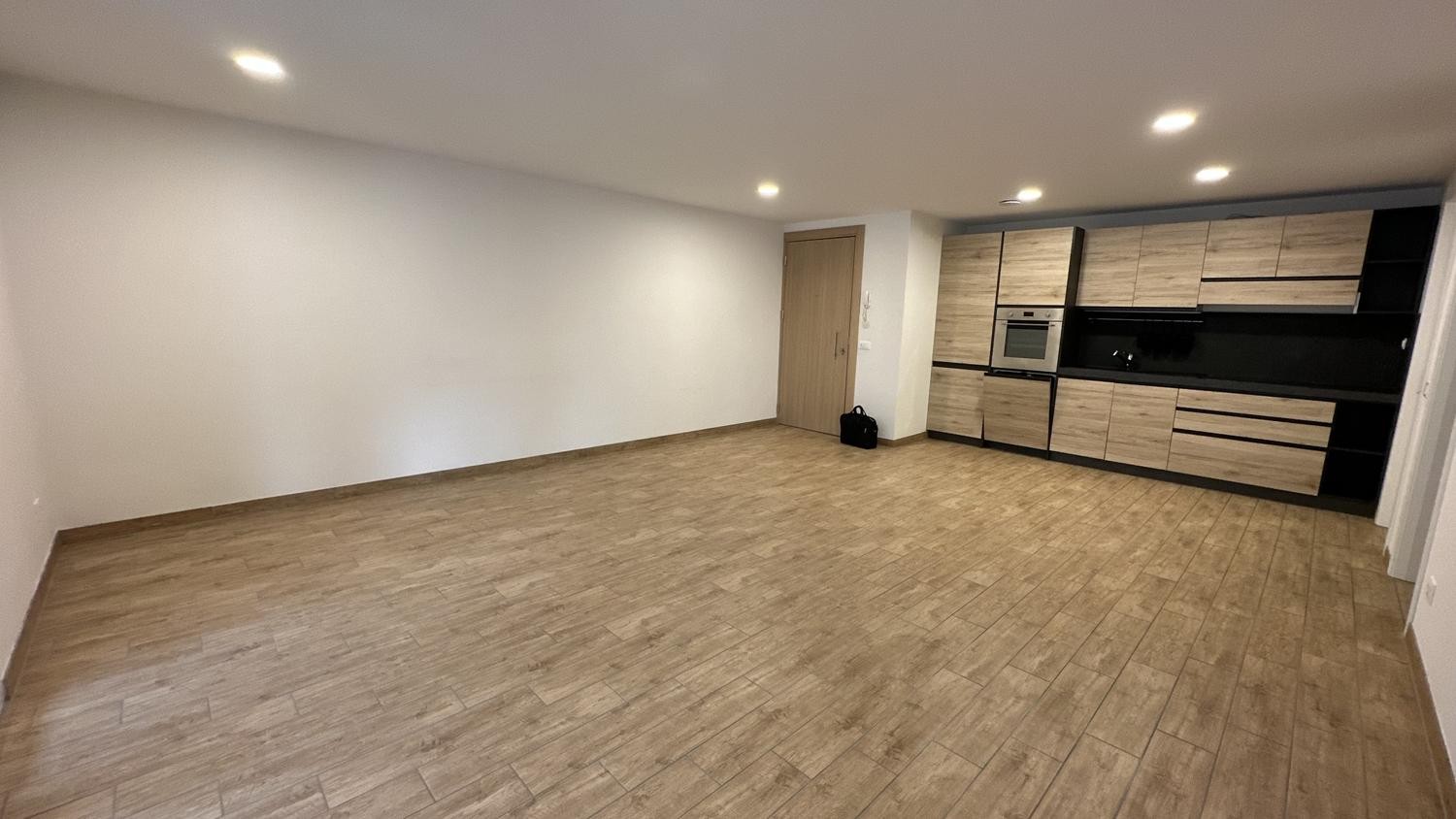 Appartamento di 2 ½ locali, foto 2 di 9