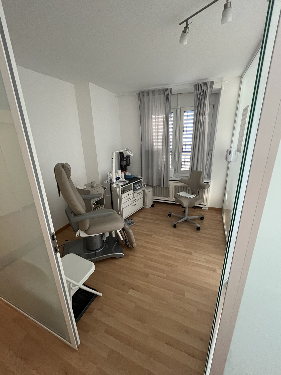 19m² commerciale, foto 1 di 9