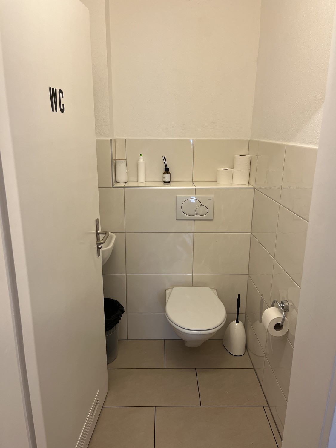 19m² commerciale, foto 9 di 9