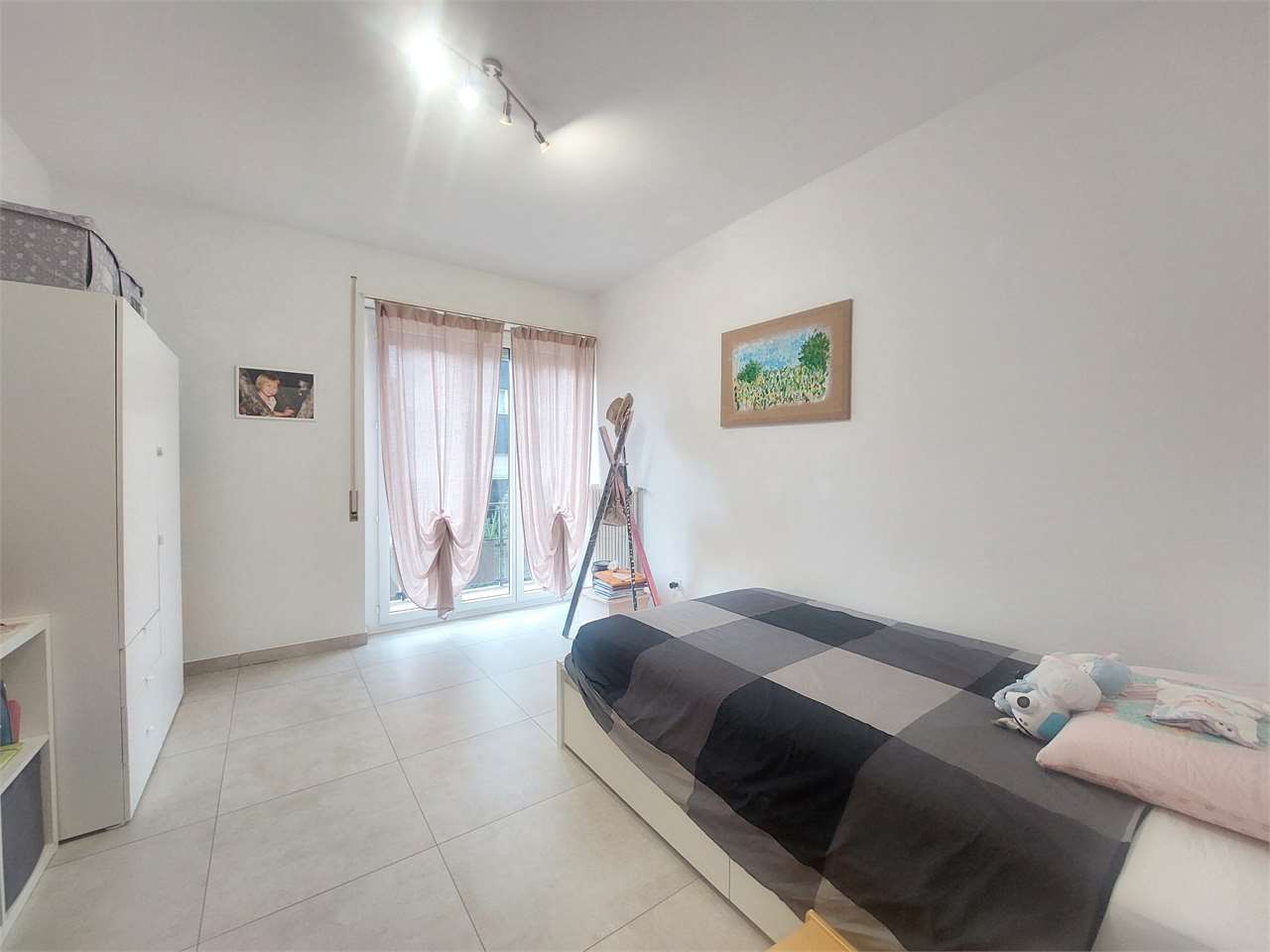 4 ½ rooms apartment, foto 5 di 6