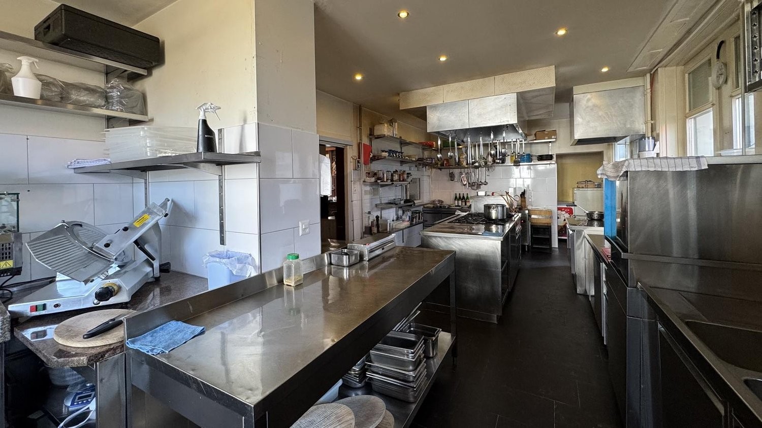 Ristorante di 235m²