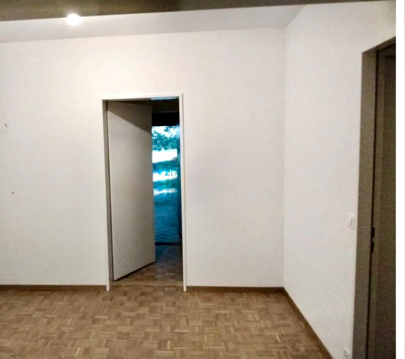 Appartamento di 4 locali, foto 7 di 10