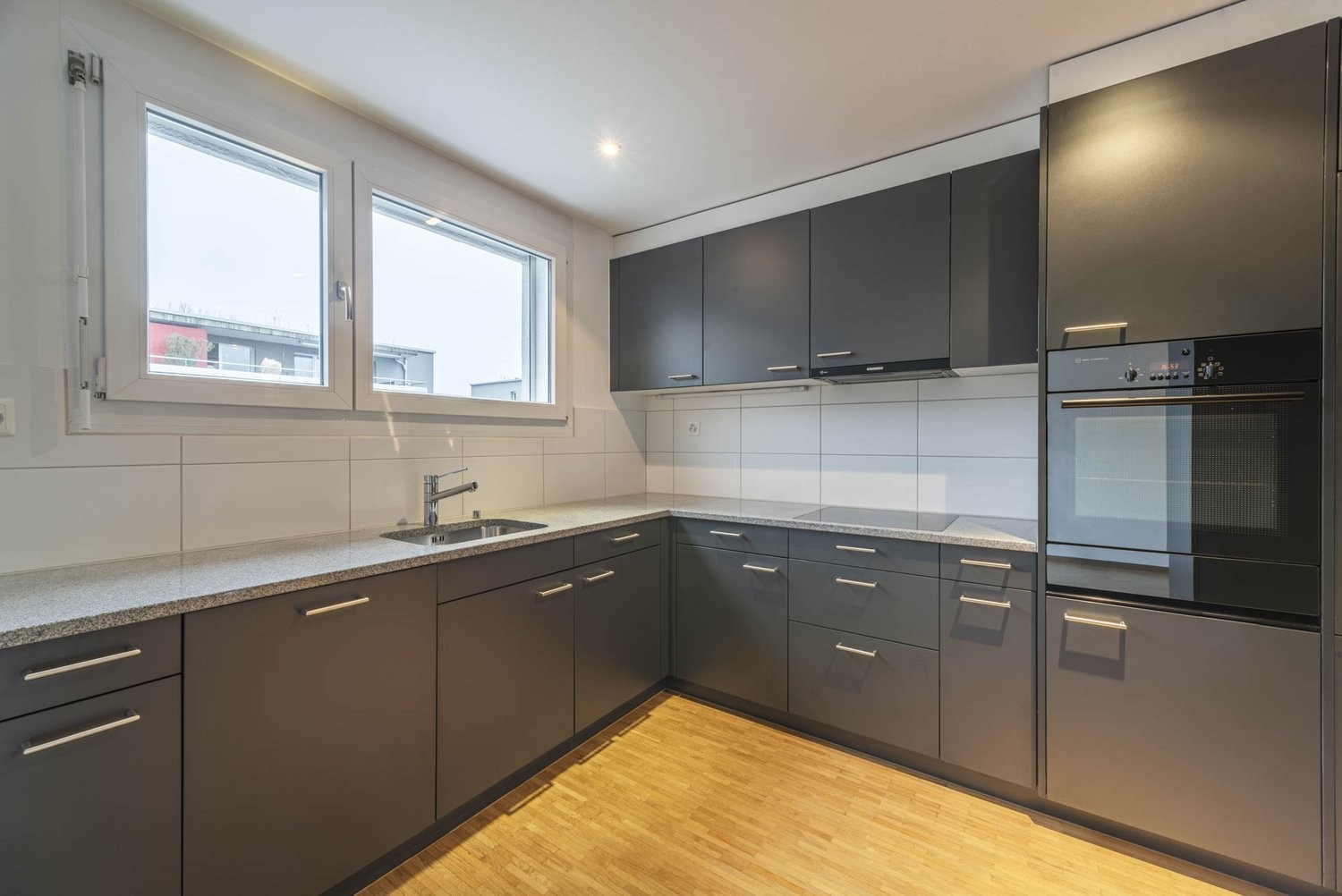 Appartamento mansardato di 3 ½ locali, foto 4 di 9