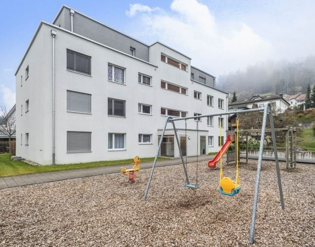Appartamento mansardato di 3 ½ locali, foto 2 di 9