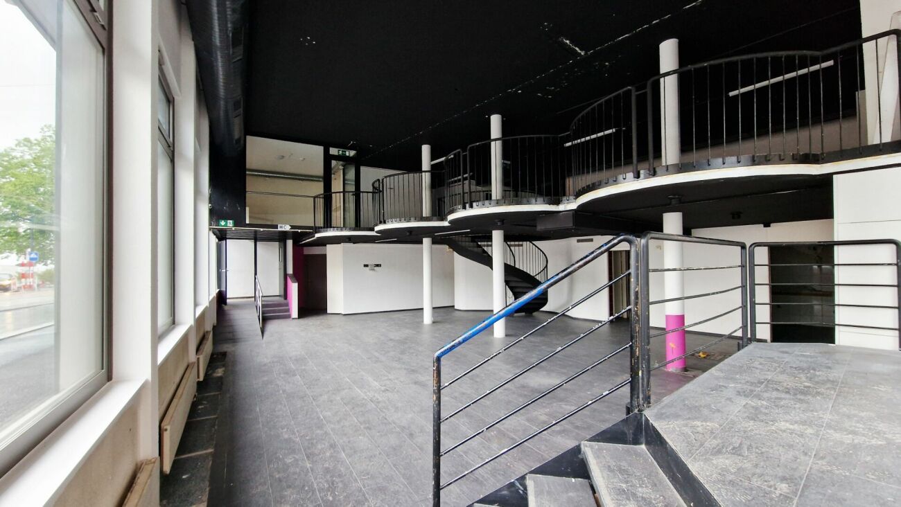 ufficio di 267m², foto 3 di 7