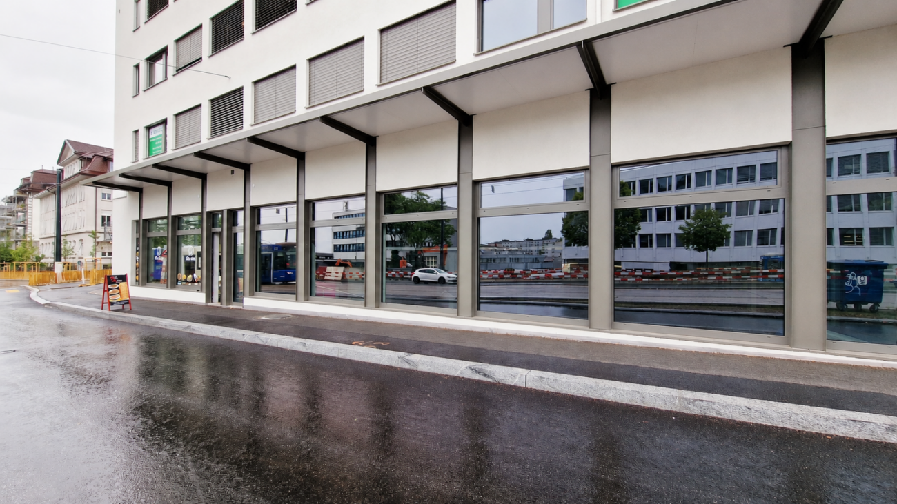 ufficio di 267m², foto 2 di 7