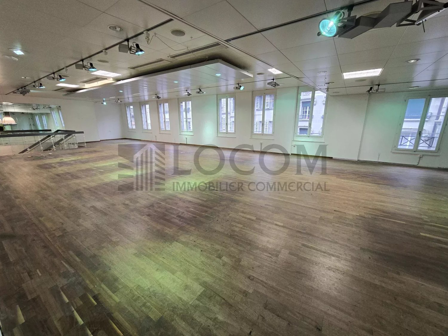negozio di 564m²