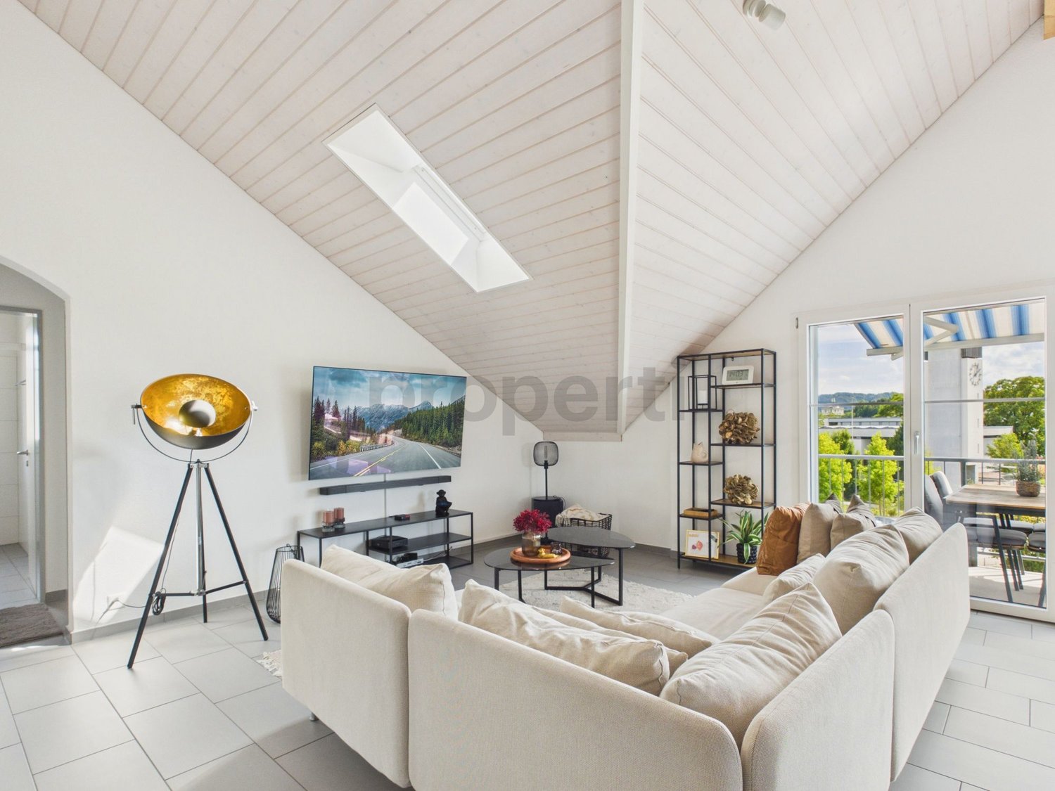Attico di 2 ½ locali, foto 1 di 10