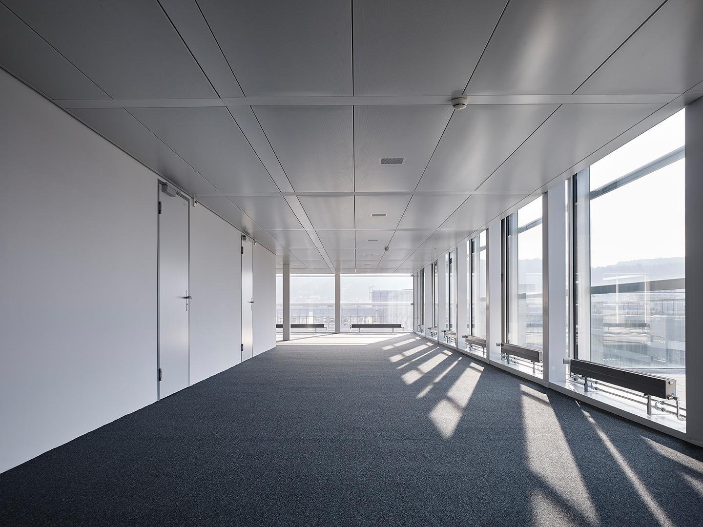 ufficio di 1243m²