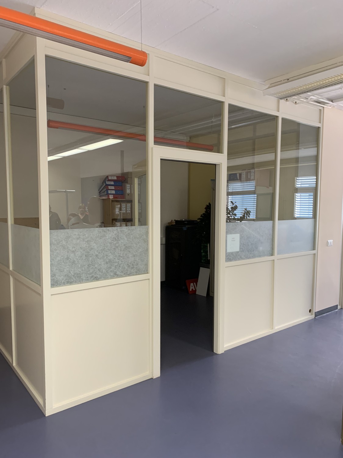 Ufficio, foto 6 di 9