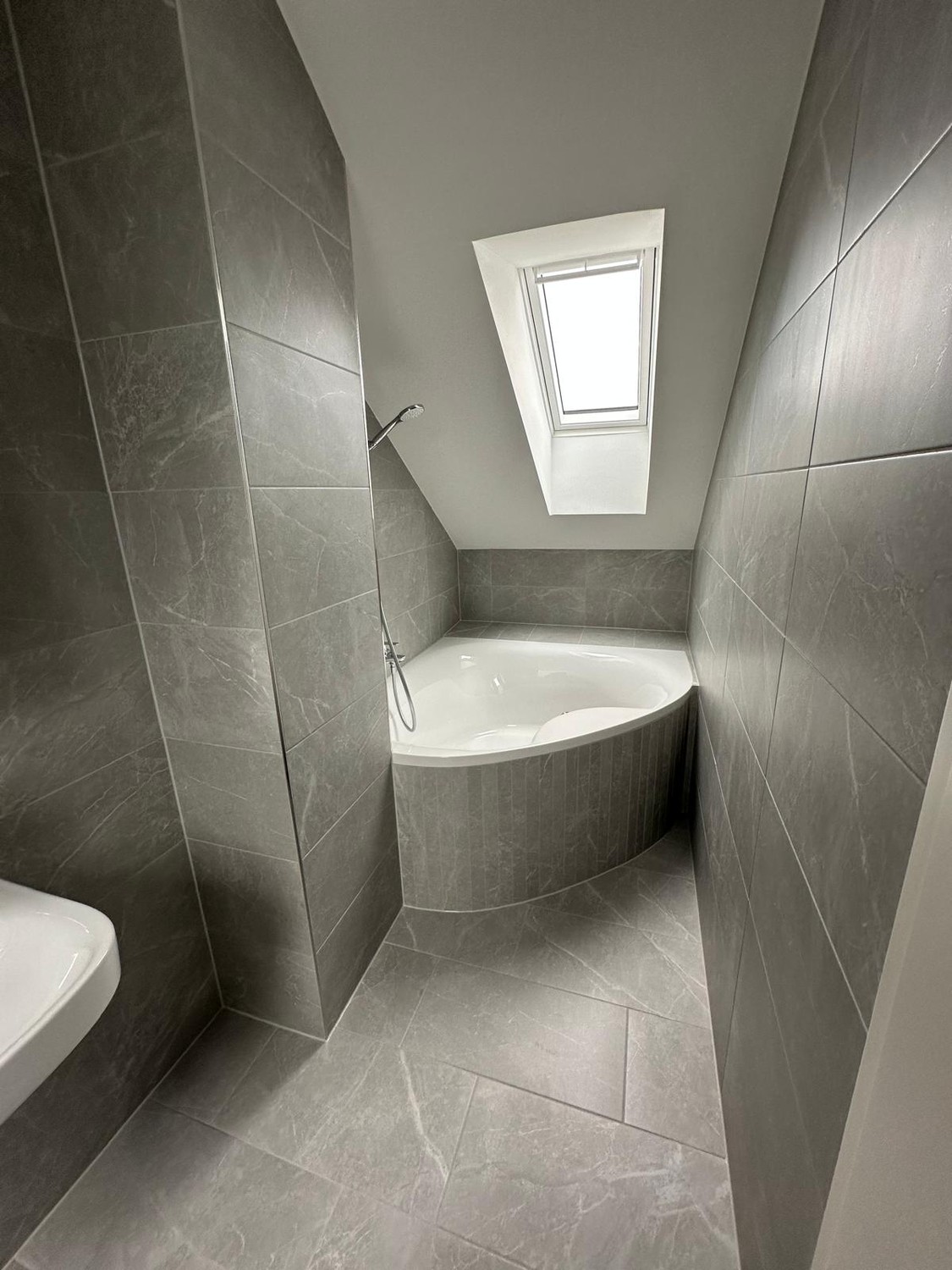3 ½ rooms roof flat, foto 8 di 10