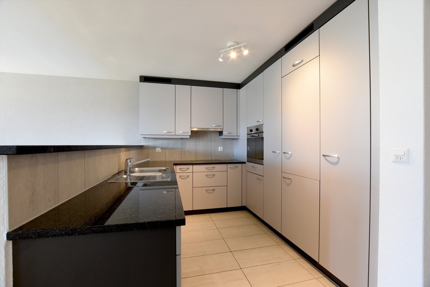 Appartamento di 4 ½ locali, foto 4 di 9