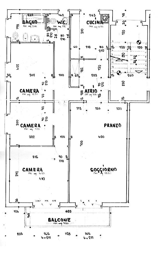 5 rooms apartment
