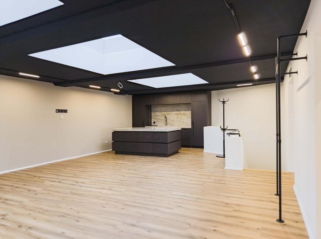 198m² shop, foto 5 di 9