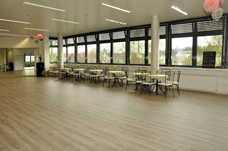 319m² commerciale, foto 2 di 6