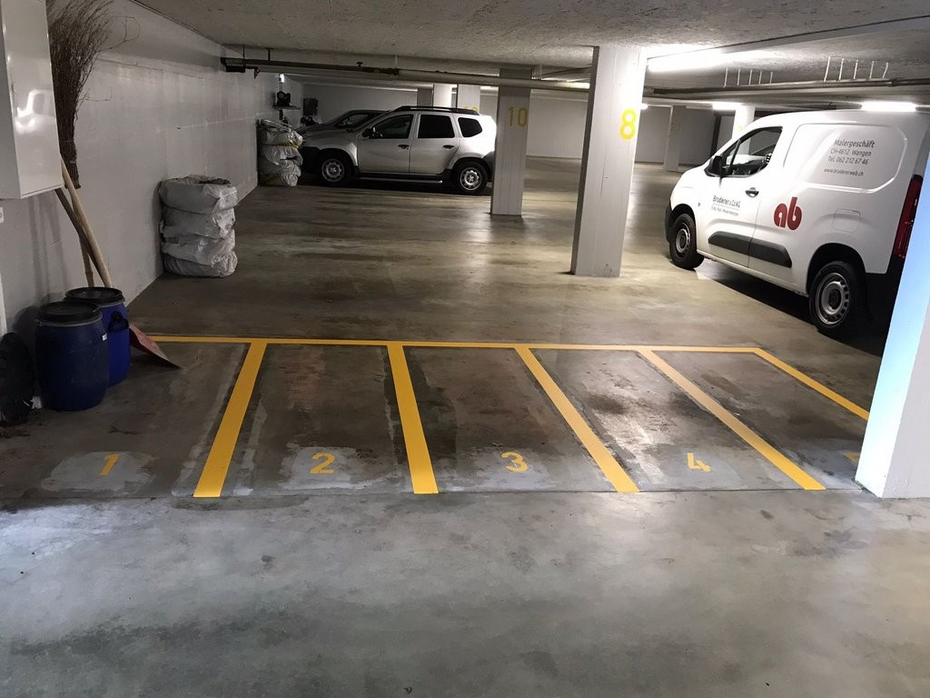 Posti auto coperti per biciclette