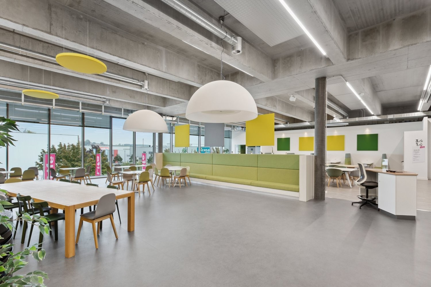 726m² living / commercial building
