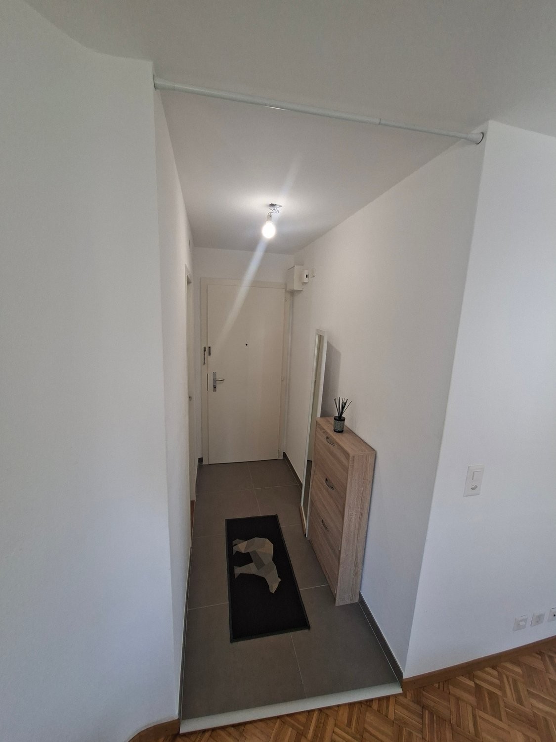 appartamento di 2 locali arredato, foto 2 di 4
