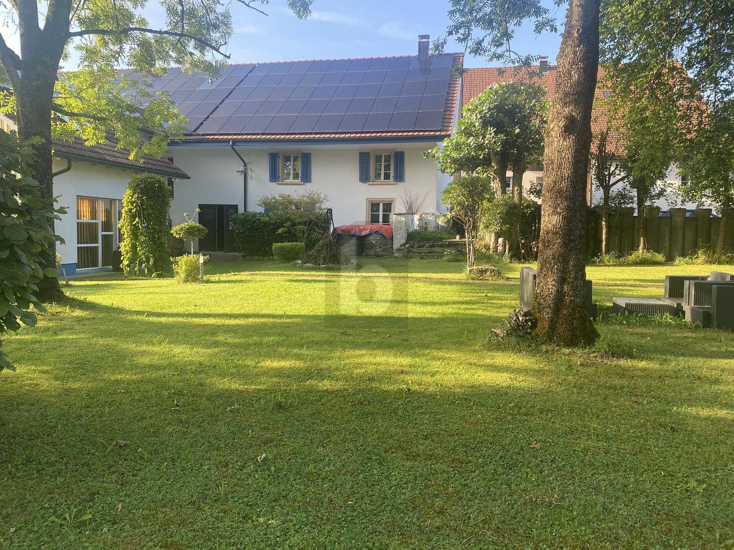 144m² office