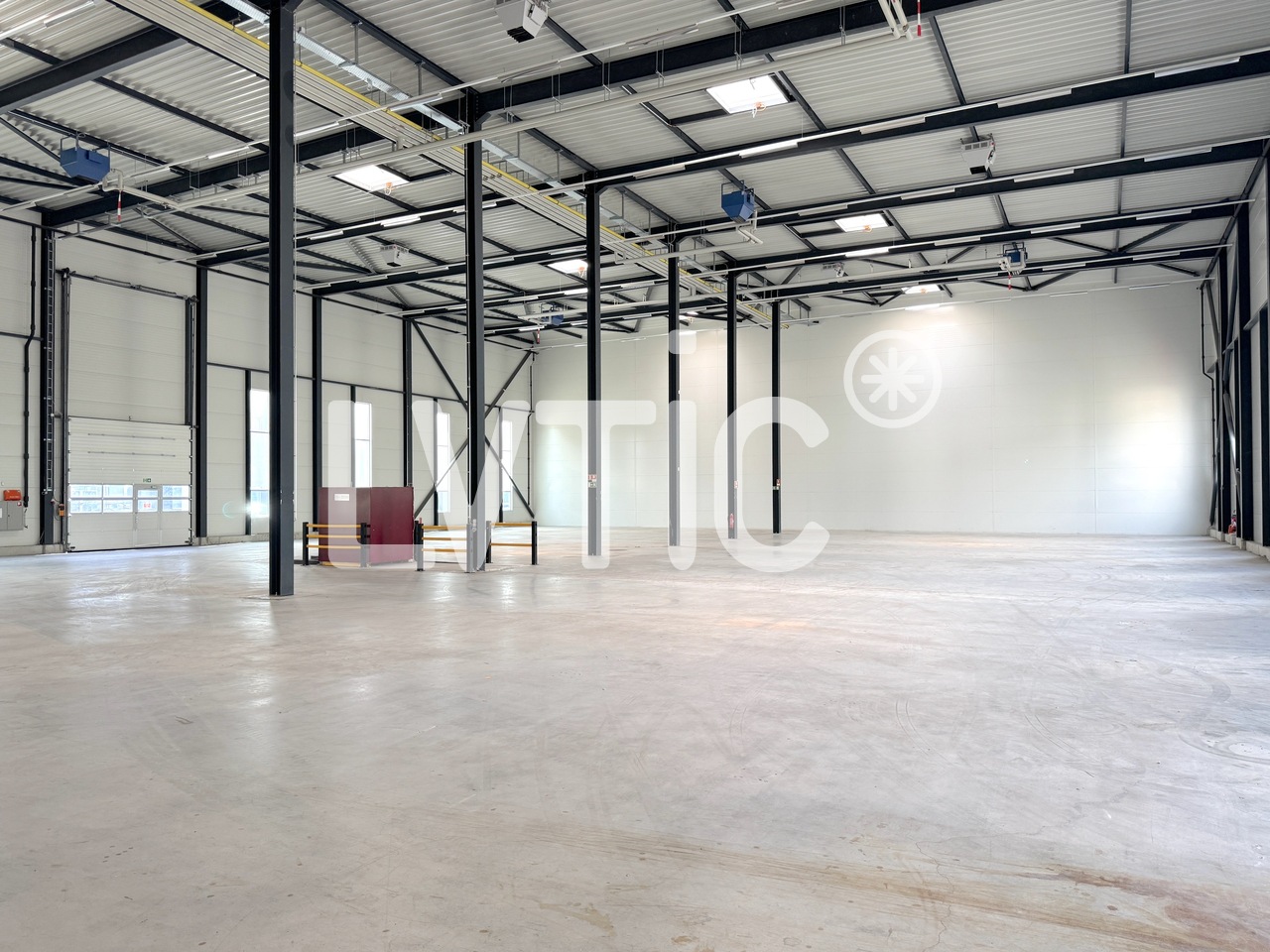 950m² oggetto industriale