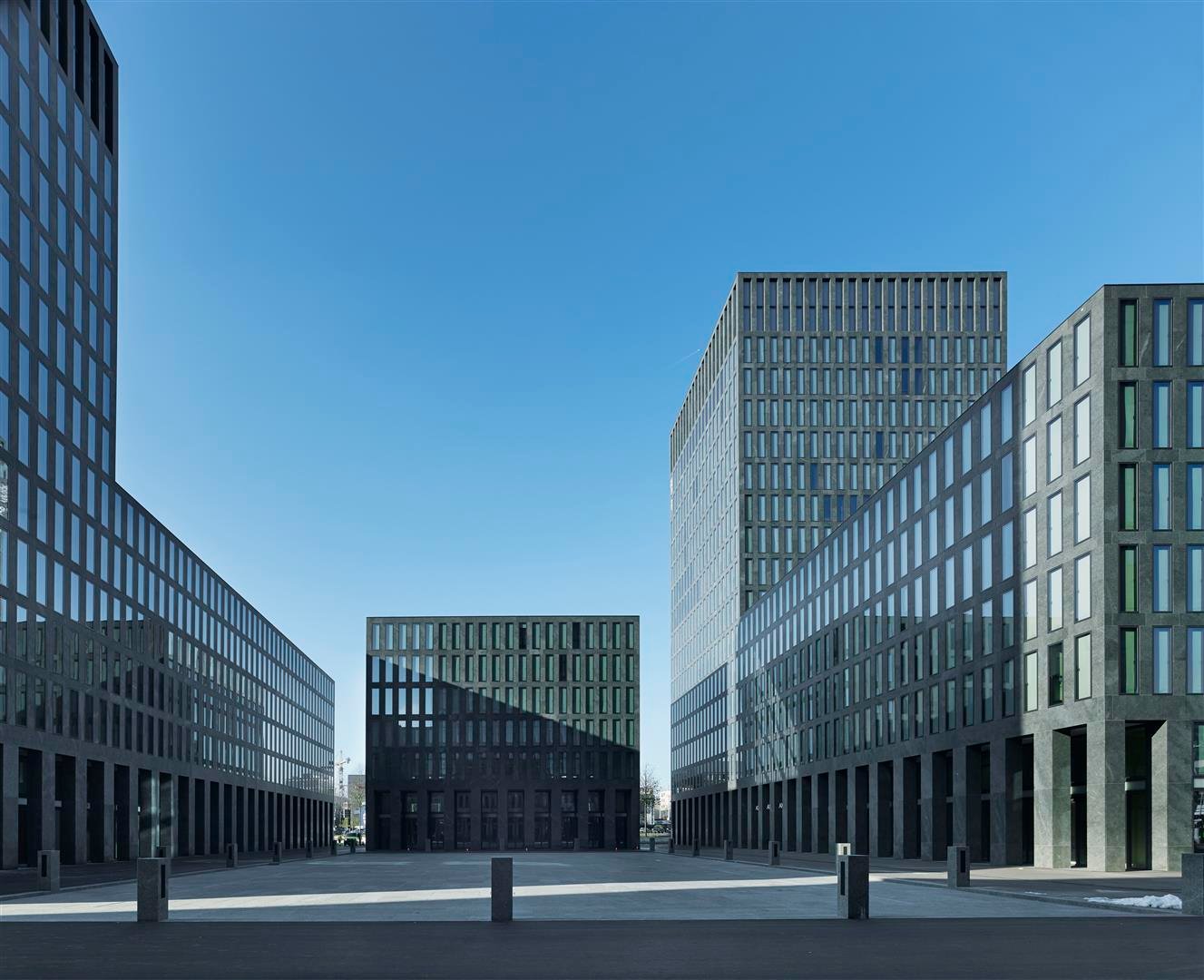 1298m² ufficio