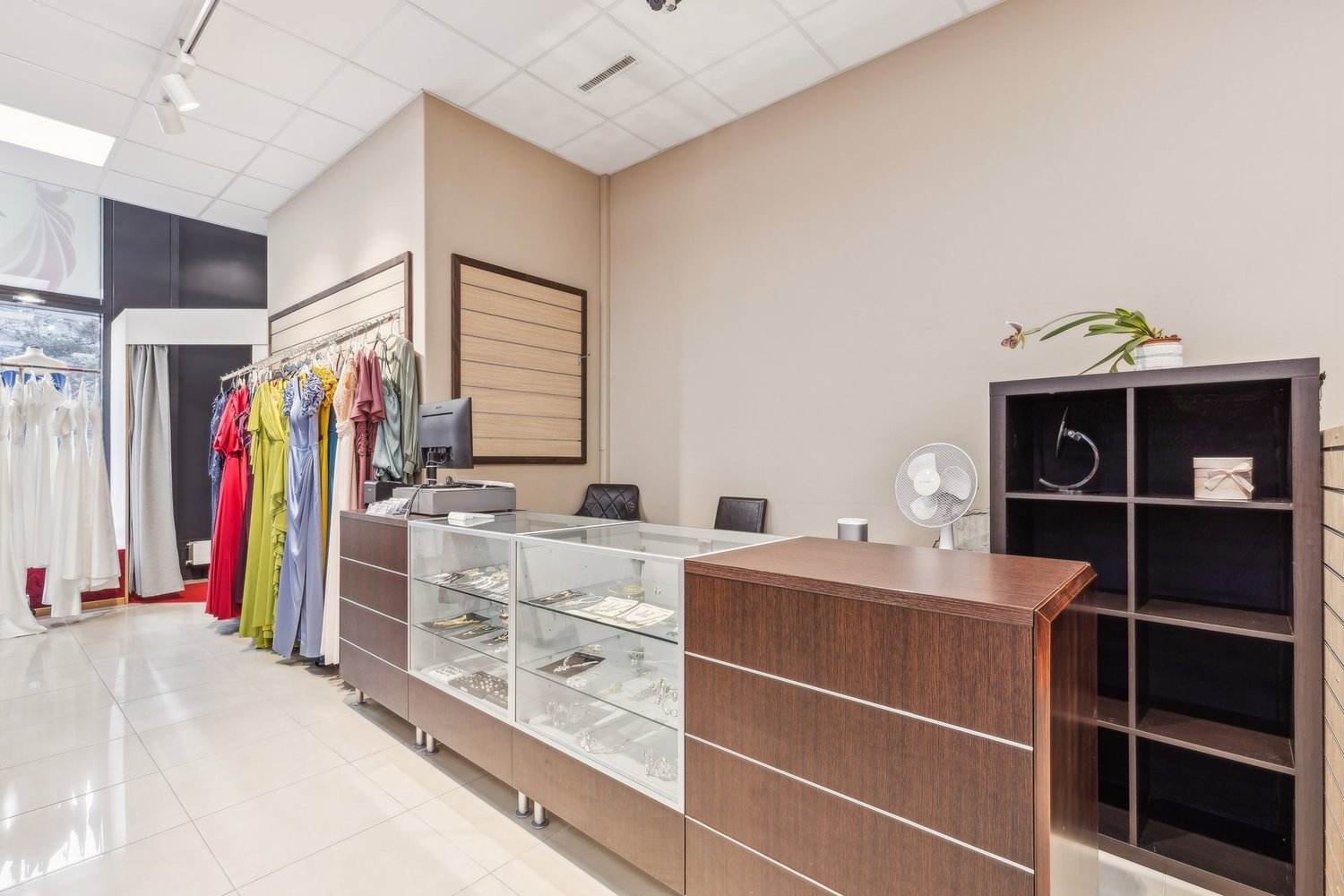 Negozio di 147m²