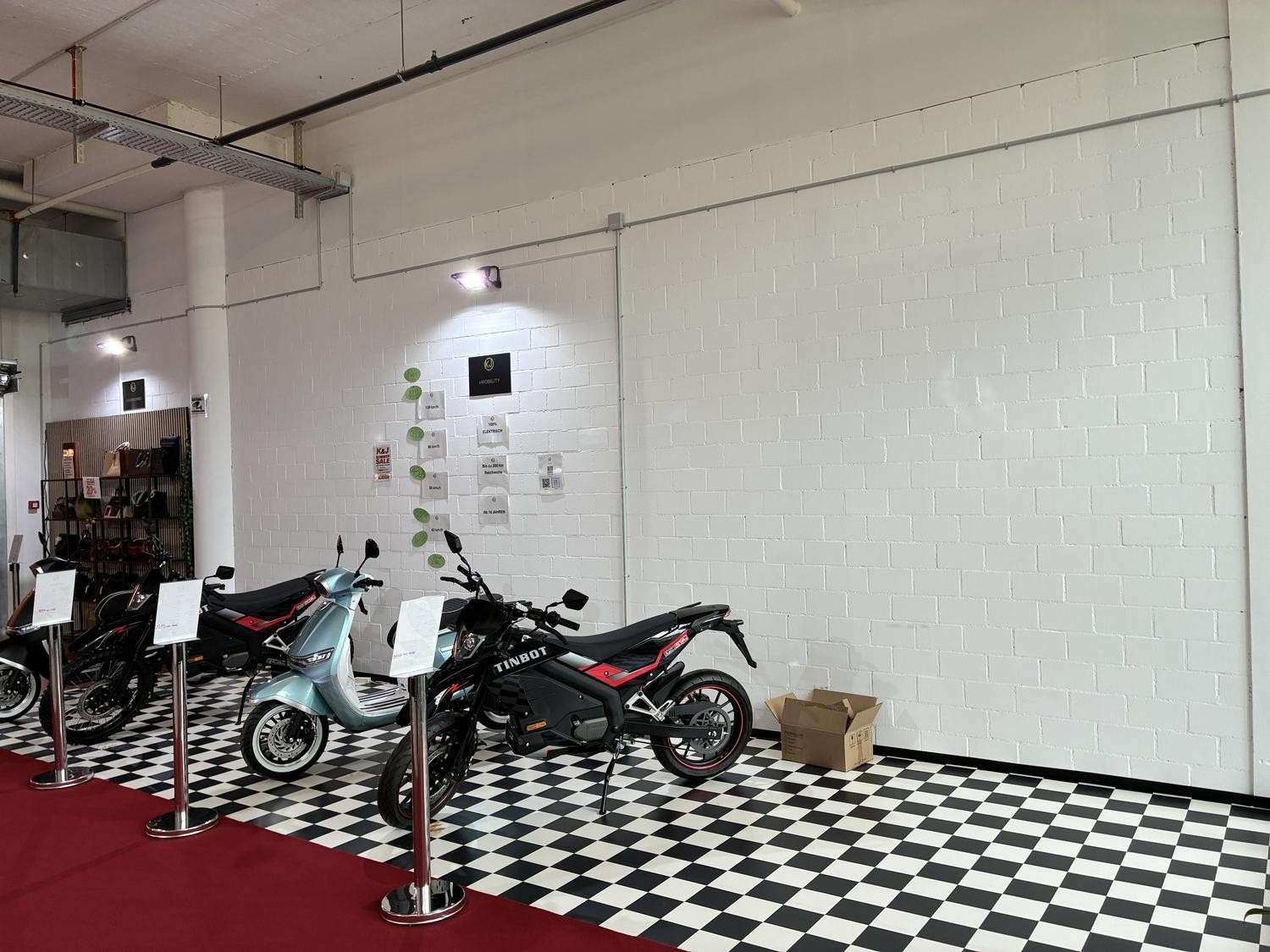 125-125m² commerciale