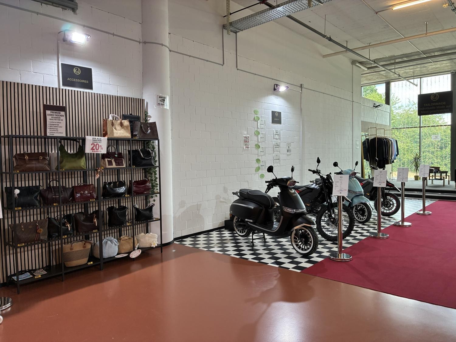 125-125m² commerciale