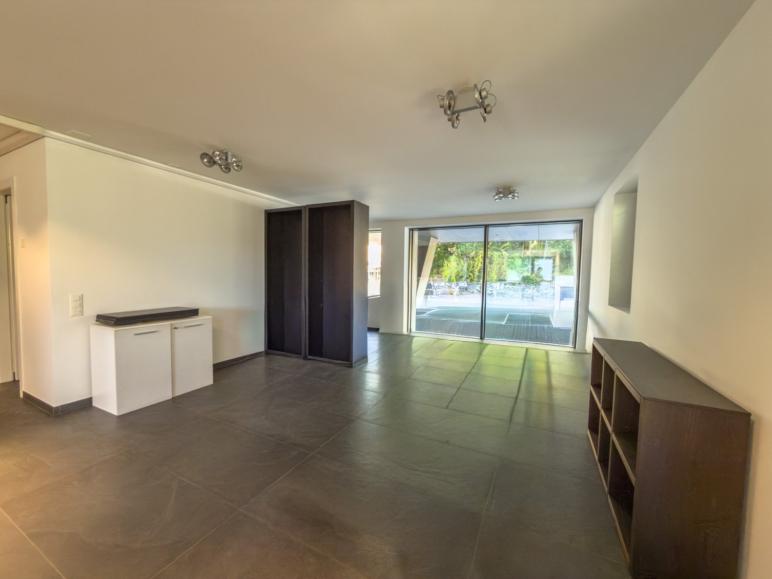 159m² office