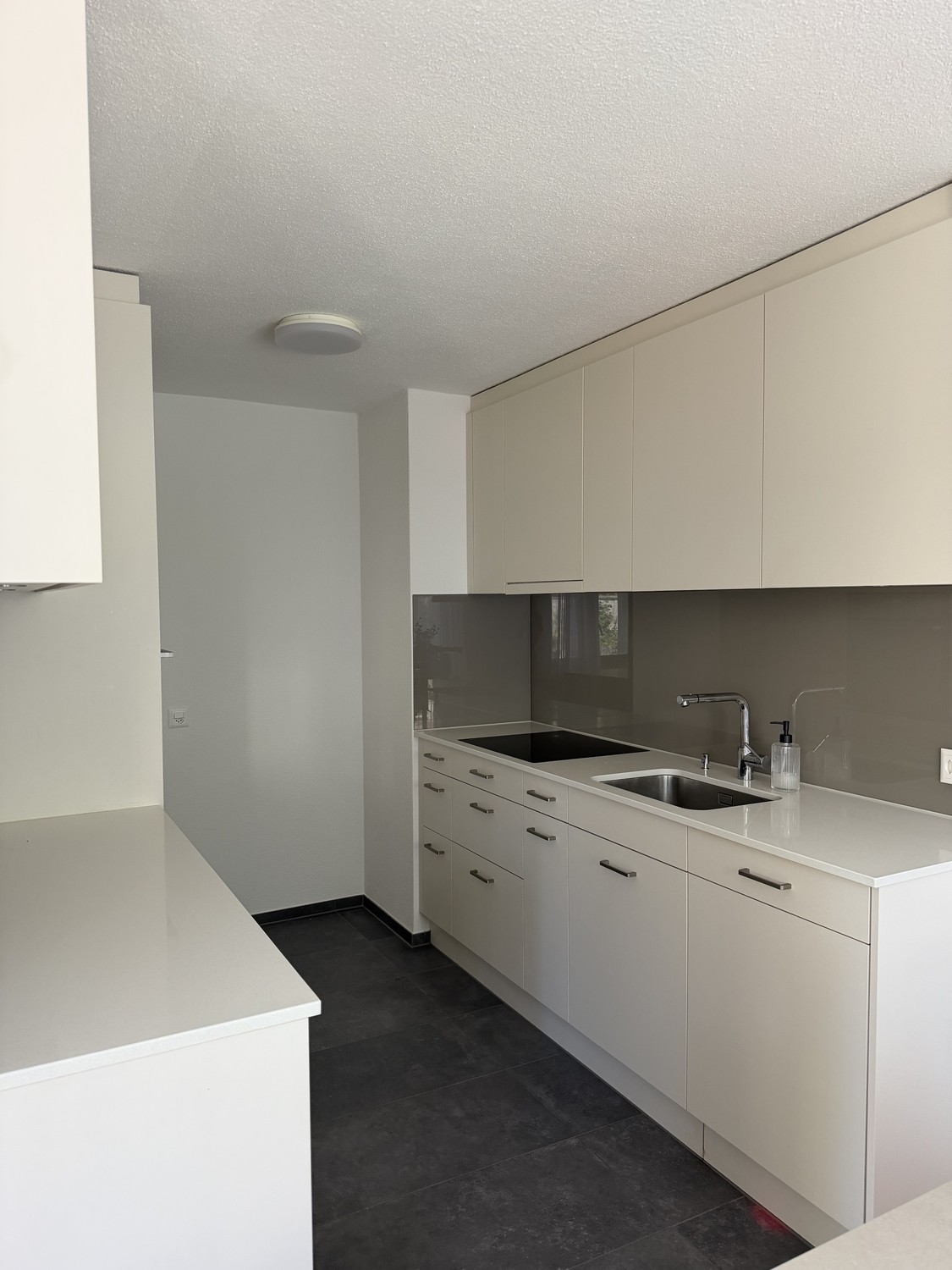 Appartamento di 2 ½ locali, foto 2 di 10
