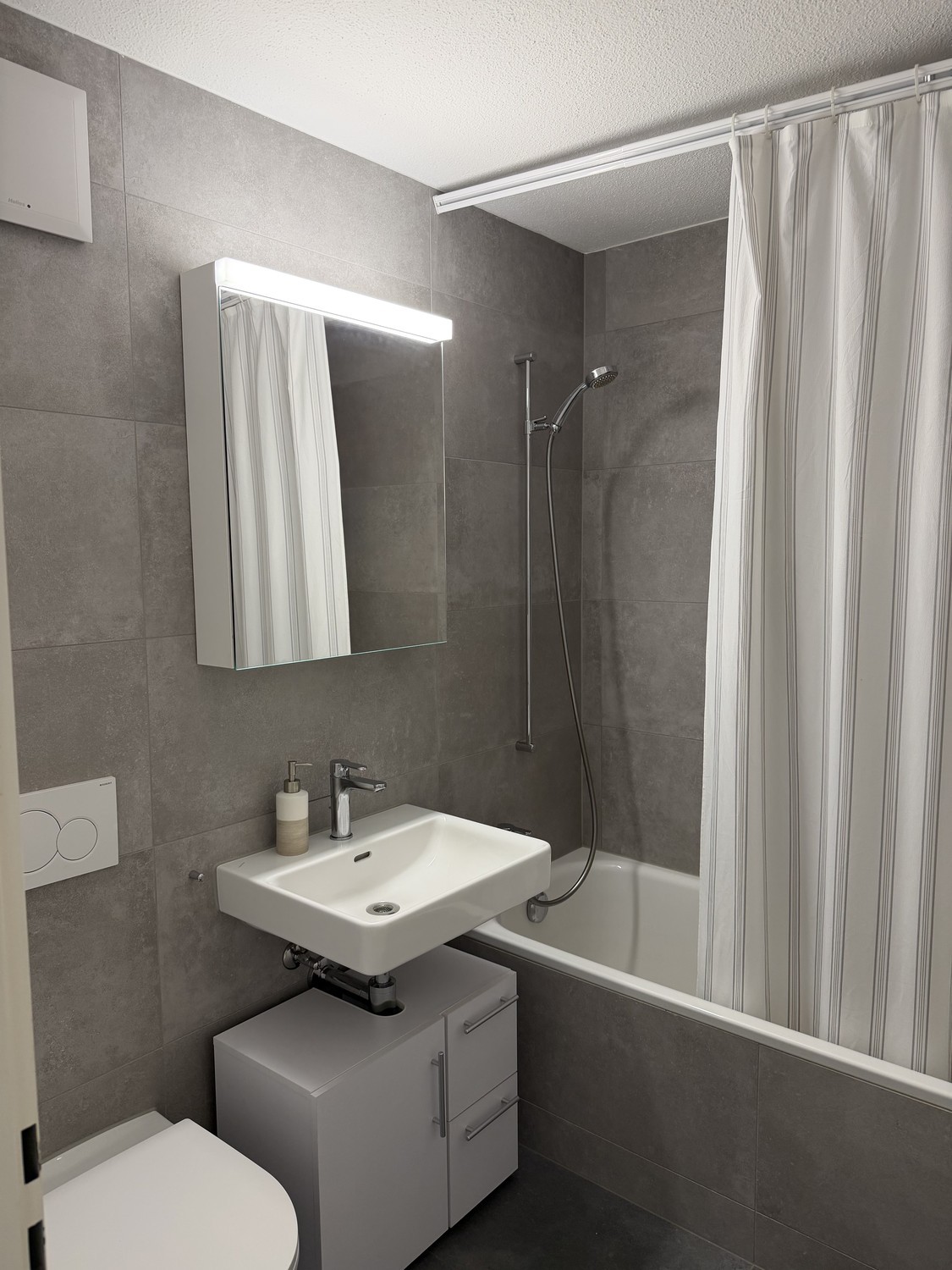 Appartamento di 2 ½ locali, foto 3 di 10