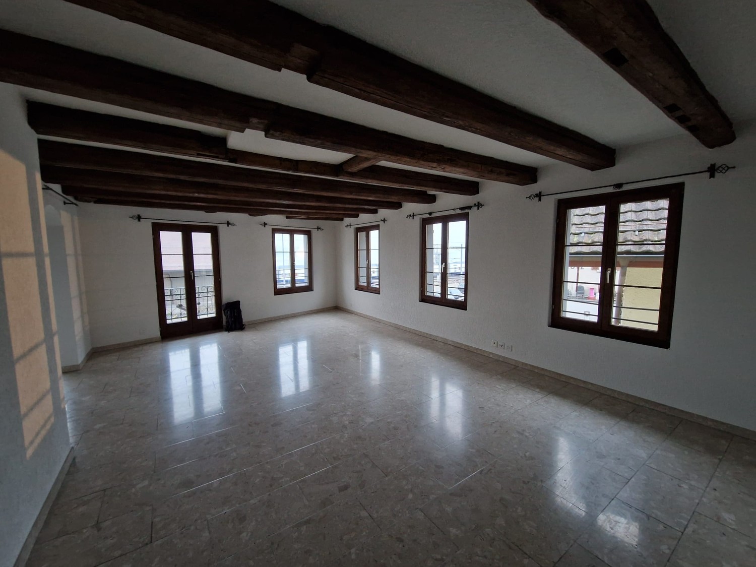 Appartamento di 3 ½ locali, foto 2 di 8