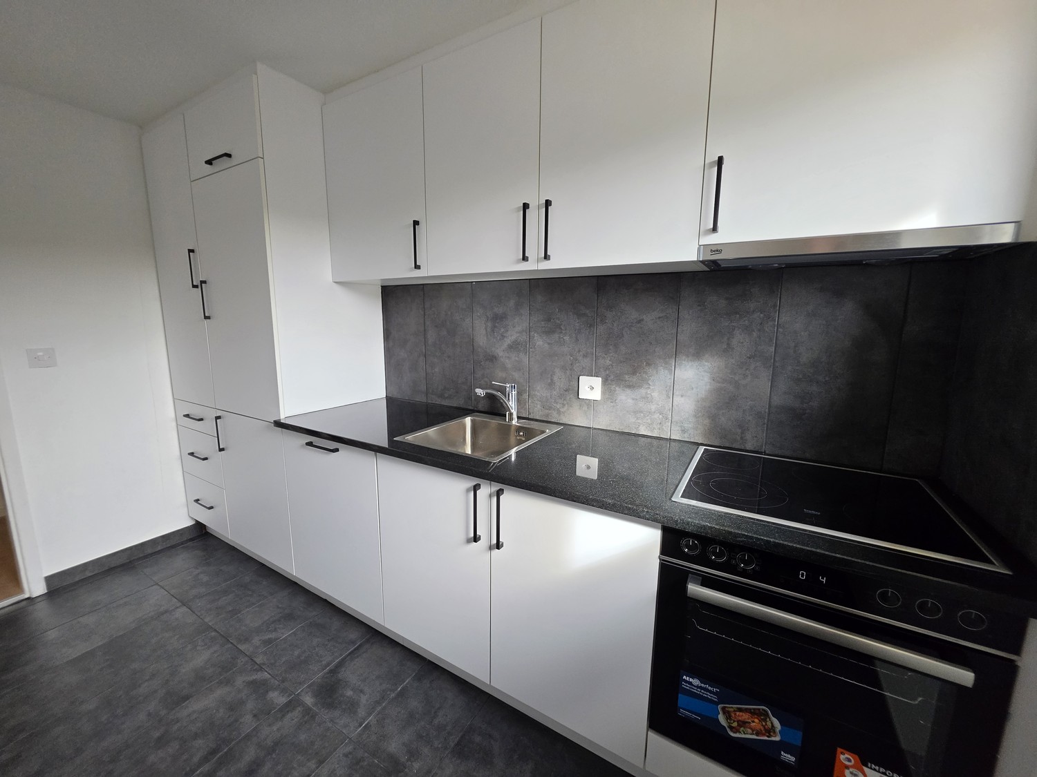 Appartamento di 4 locali, foto 6 di 9