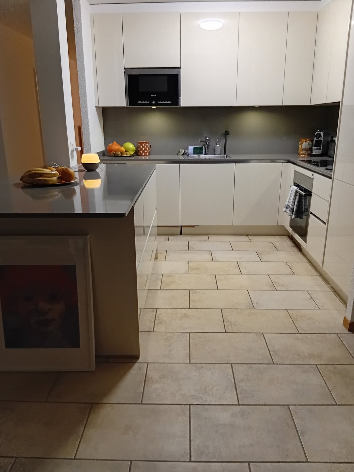Appartamento arredato di 4 ½ locali, foto 2 di 10