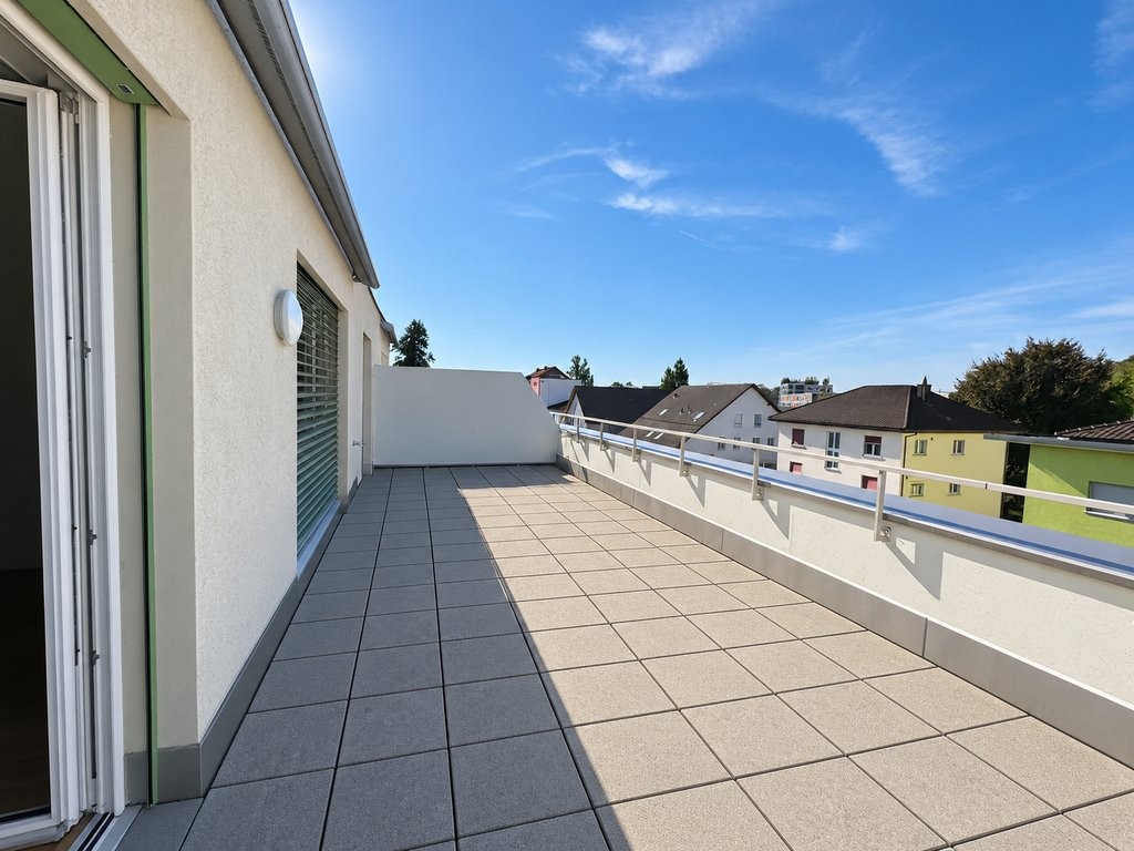 appartamento mansardato di 2 ½ locali, foto 3 di 4
