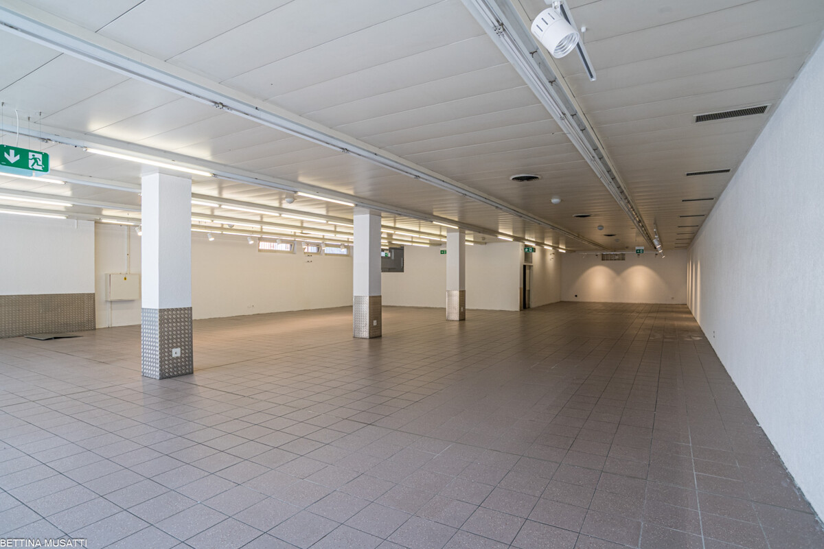 Shop, foto 2 di 10