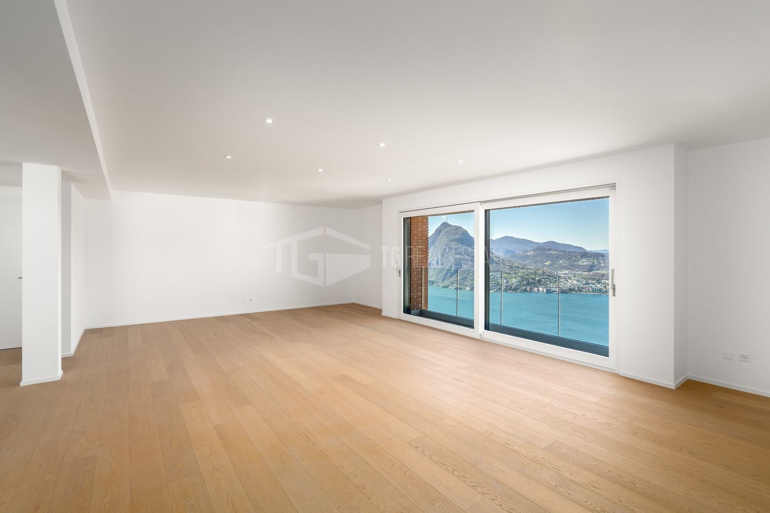 Casa singola di 5 ½ locali, foto 3 di 10