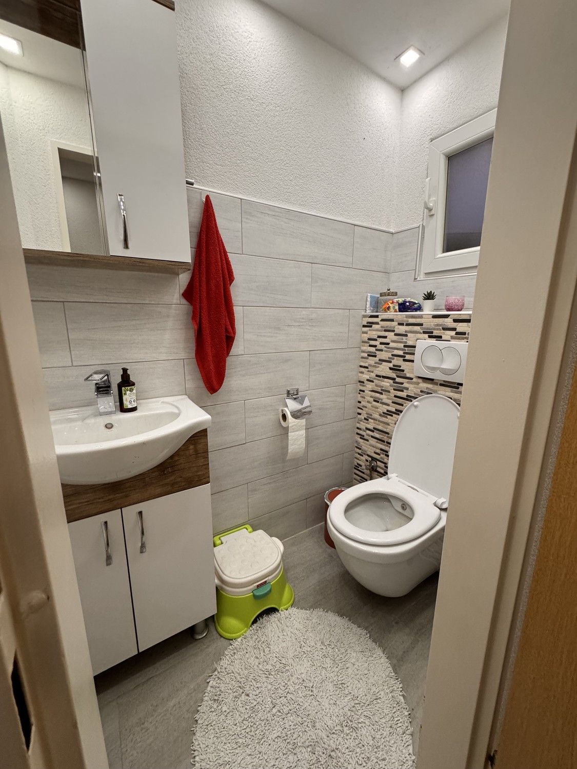 Casa singola di 6 ½ locali, foto 2 di 6