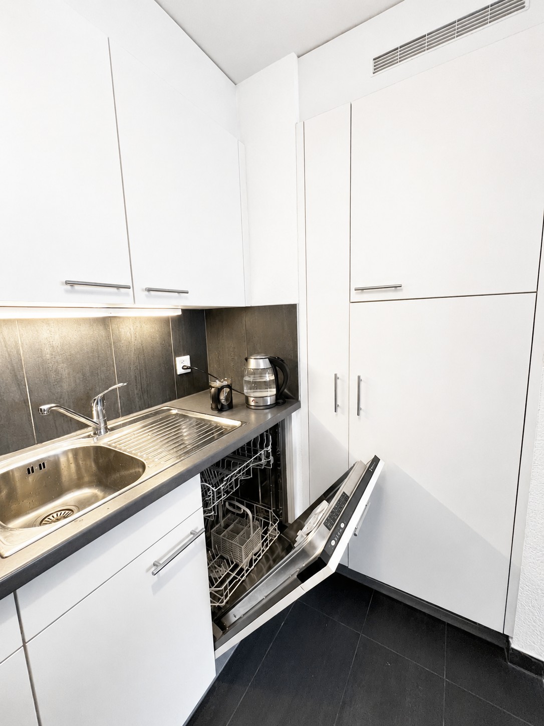 Appartamento di 2 ½ locali, foto 4 di 7
