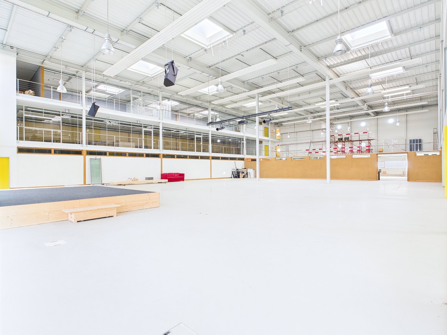 500m² oggetto industriale