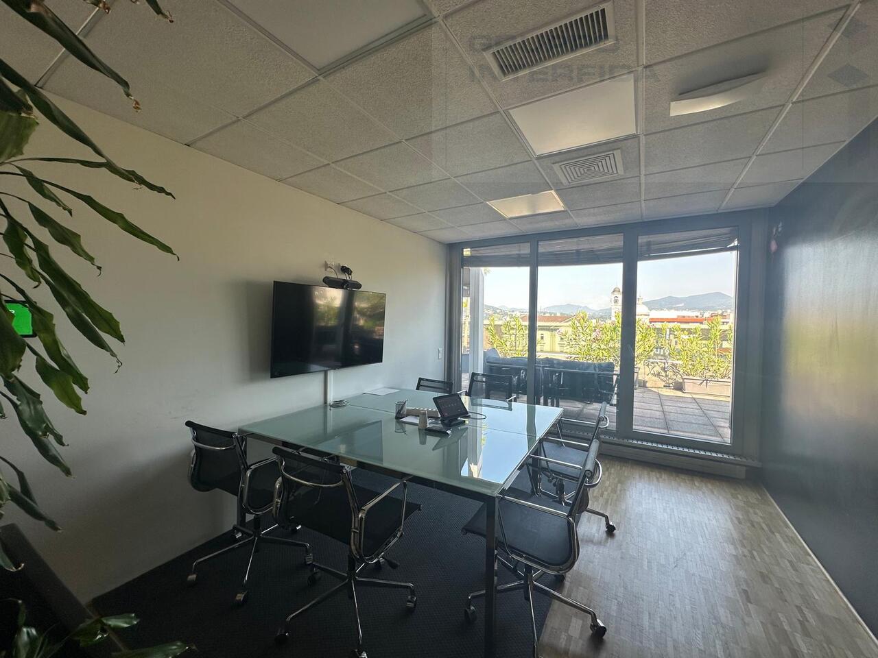 313m² bureau